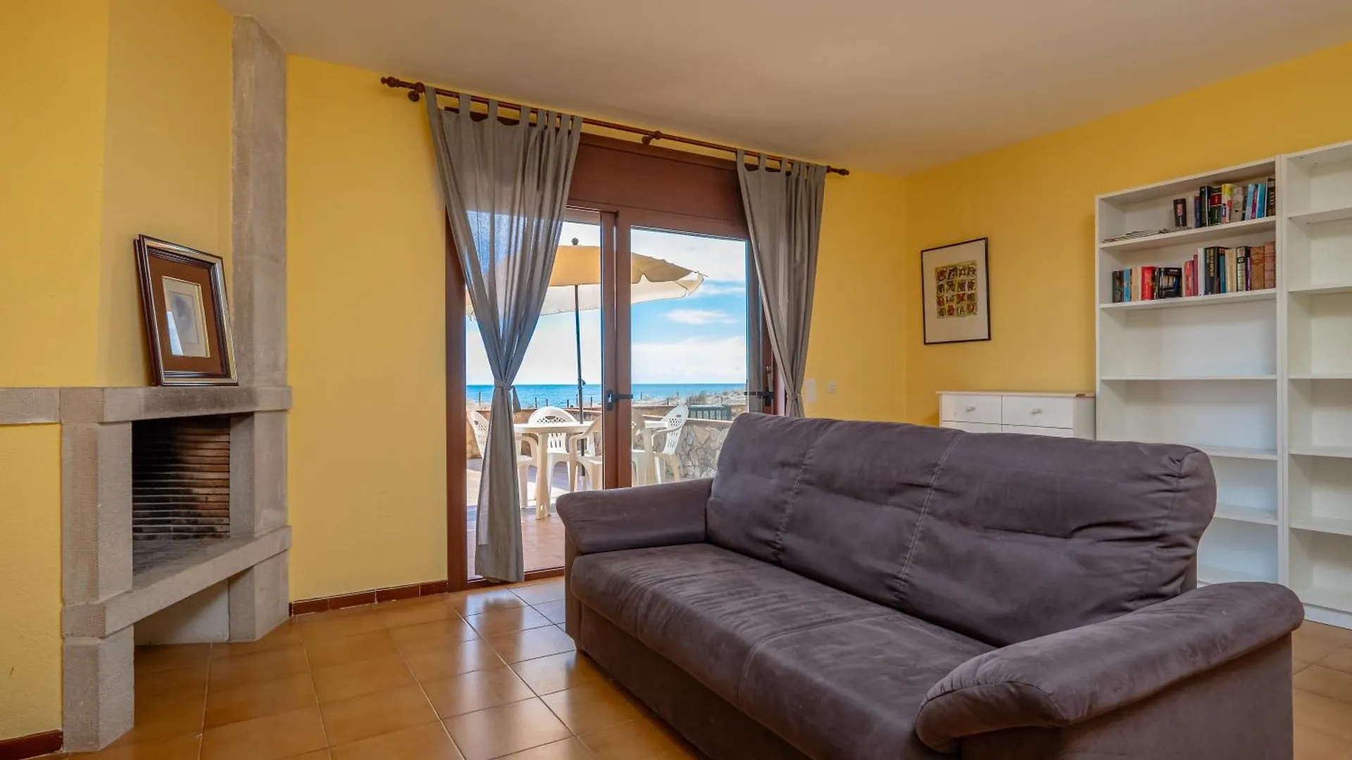 Pa-1 Pals 4 Pax Apartment Spain